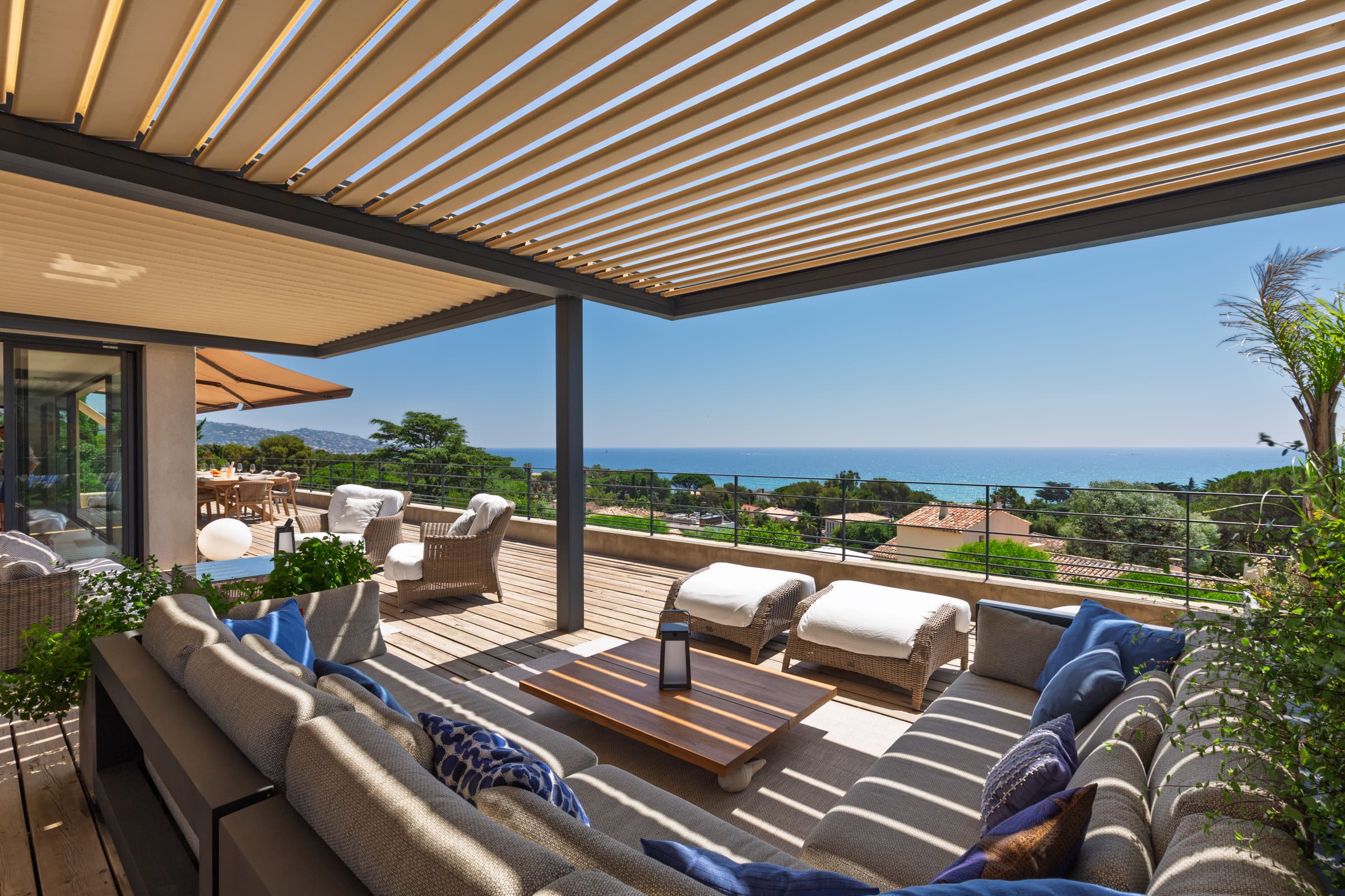 Vue mer exceptionnelle depuis la villa d’exception à vendre à Sainte-Maxime.