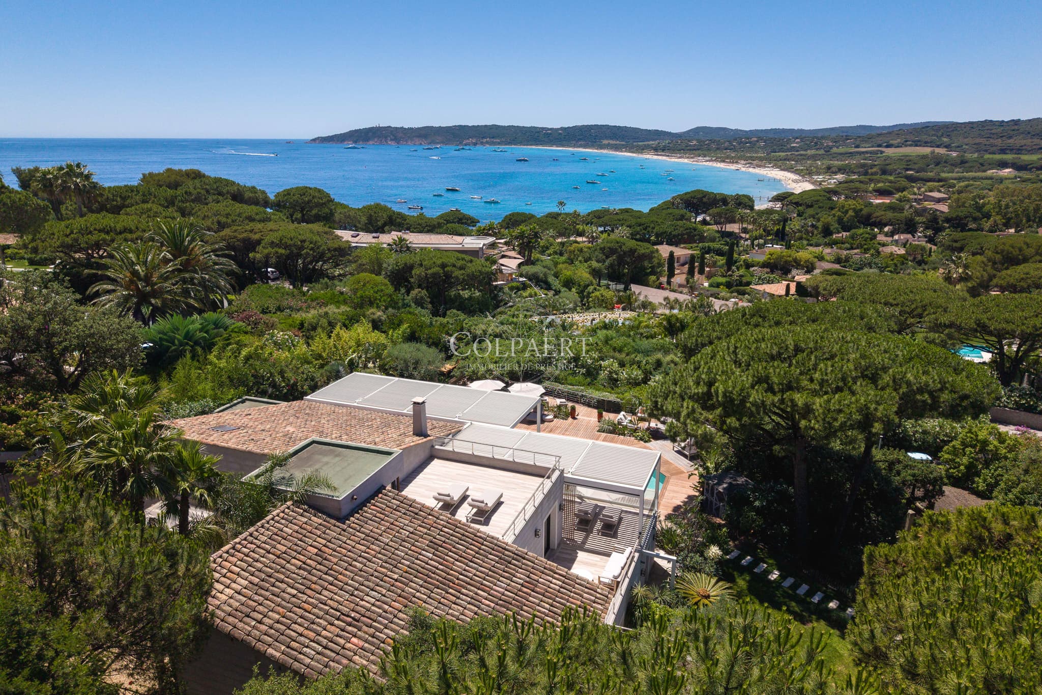 Vue panoramique sur la Méditerranée depuis une propriété d'exception située à Ramatuelle