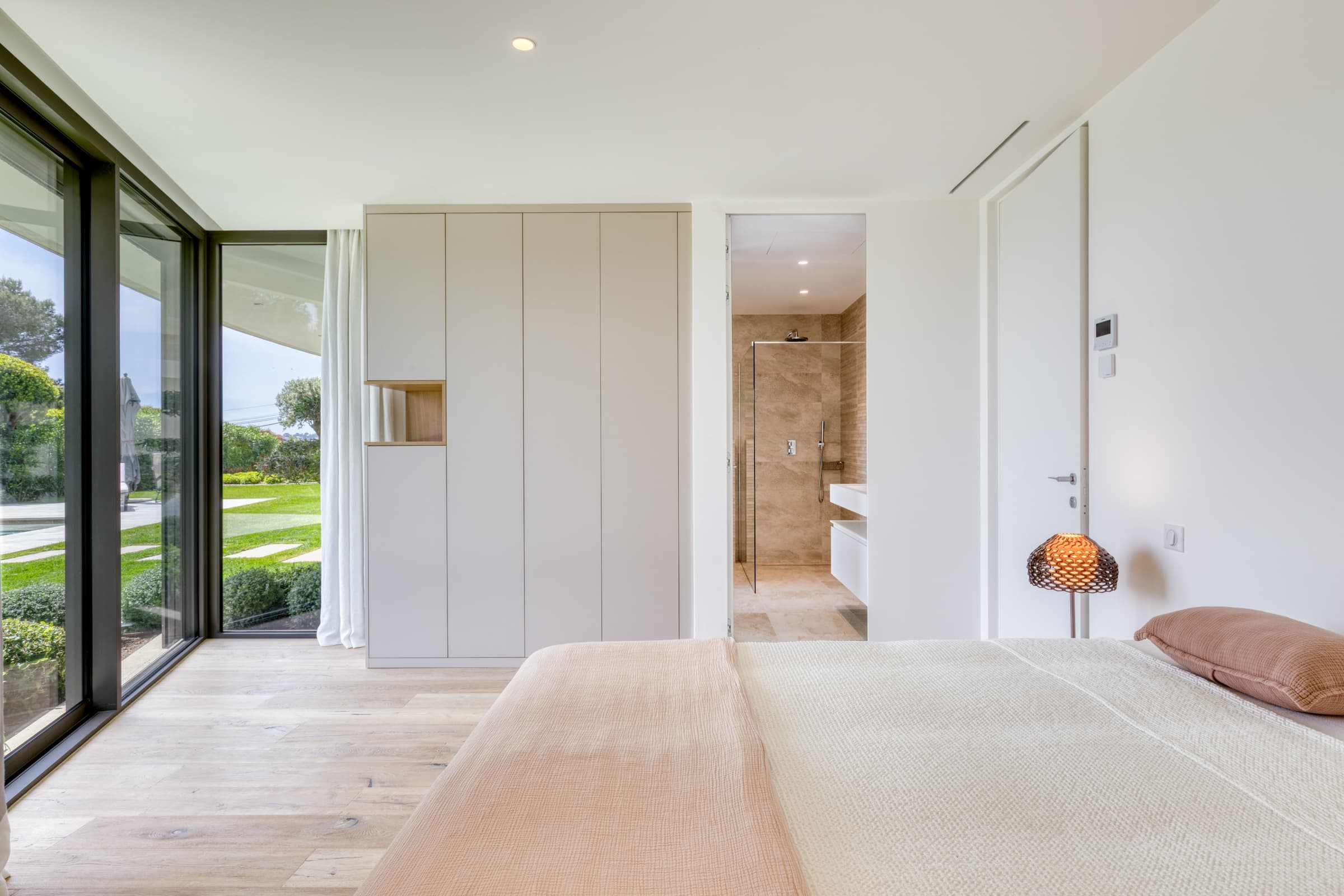 Confort et raffinement pour accueillir vos invités dans un cadre raffiné à Cavalaire-sur-Mer