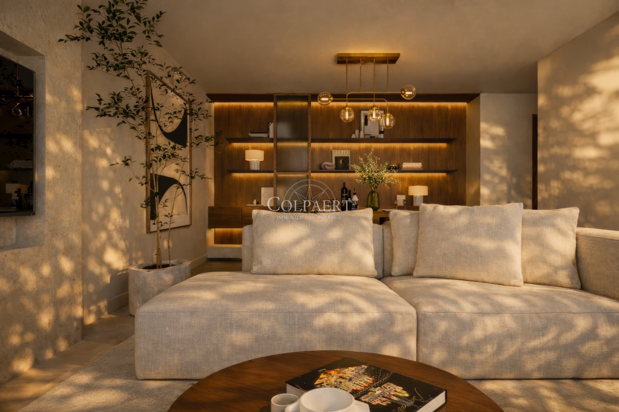 Vue nocturne d’un appartement de luxe à Saint-Tropez dans la résidence Patio Ruben, révélant une atmosphère élégante et un cadre unique.