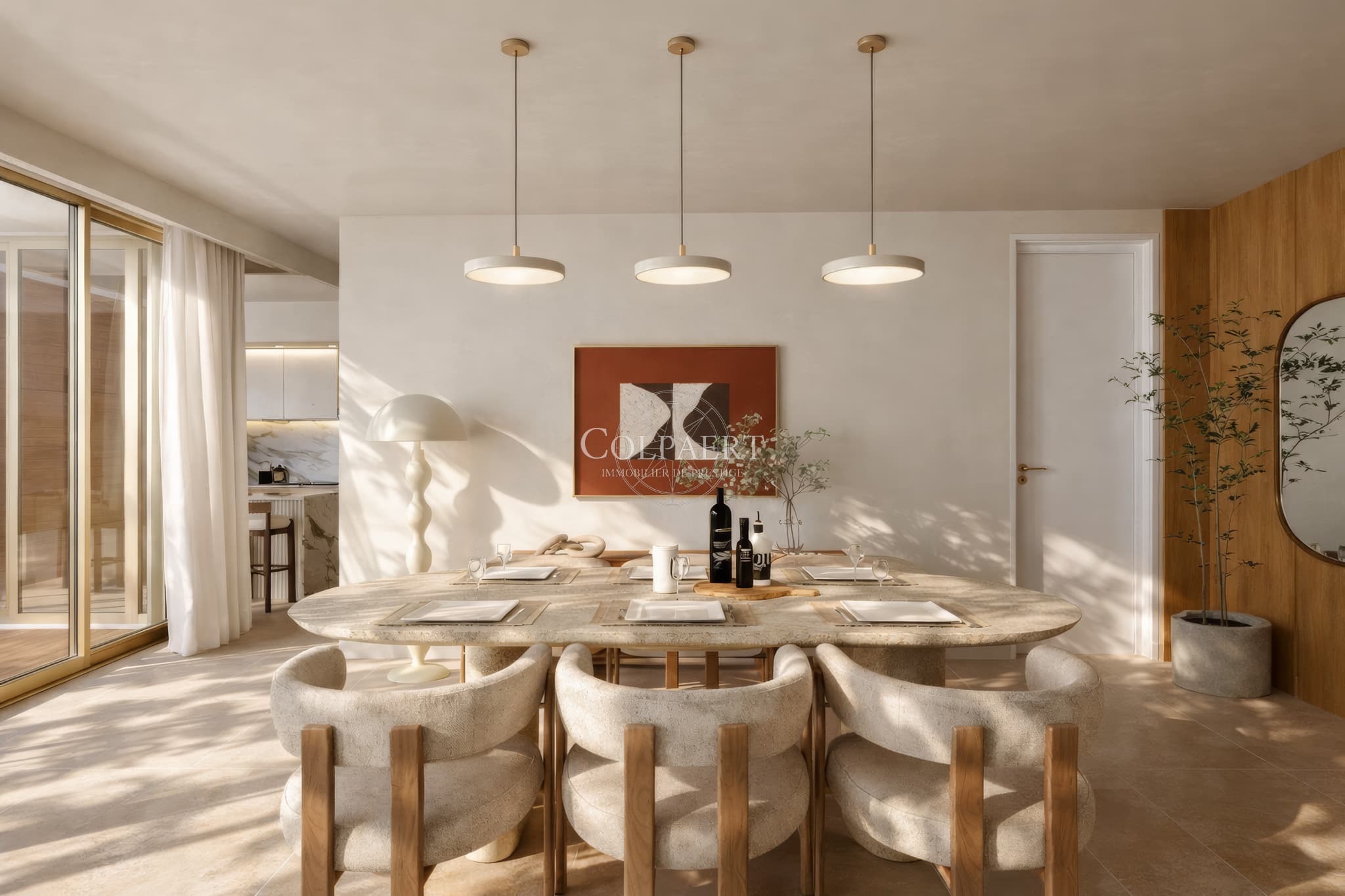 Salle à manger conviviale et élégante dans un appartement de luxe à Saint-Tropez, idéale pour profiter d’un cadre raffiné au Patio Ruben.