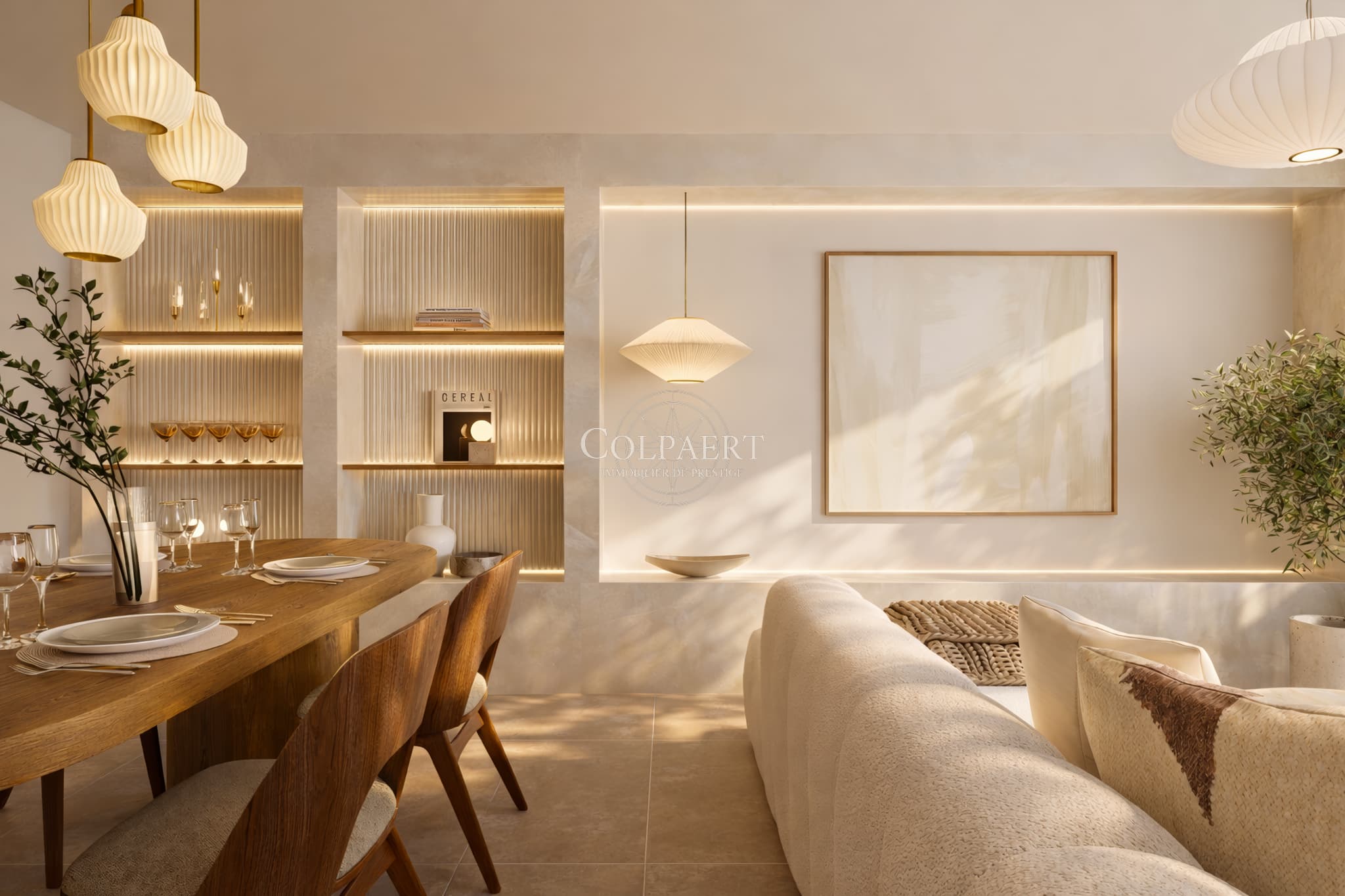 Salle à manger conviviale et élégante dans un appartement de luxe à Saint-Tropez, idéale pour profiter d’un cadre raffiné au Patio Ruben.